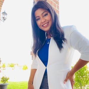 Meet your Posher, Daris